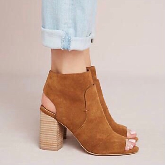 NWOB Splendid Darlene Suede Peep Toe Booties - Picture 1 of 6